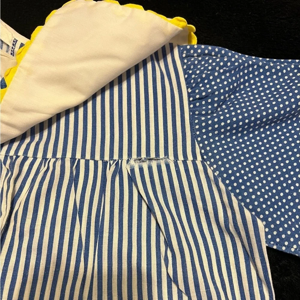 *True Vtg 70’s 2T/3T Baby Boy Home Sewn Blue & White Striped Romper w/ Dinosaur